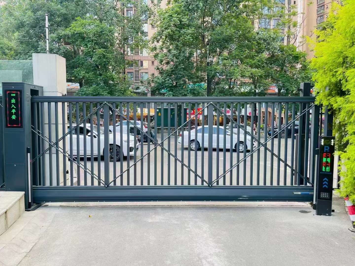 沛县电动伸缩门